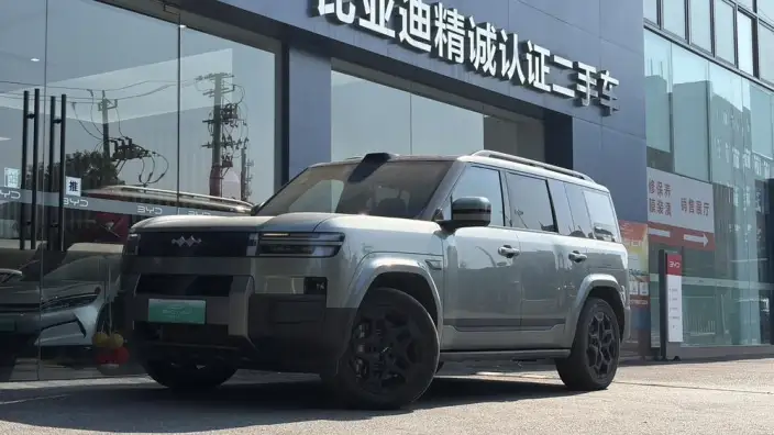 Titan 7 PHEV 2025 Model 190KM 4WD Ultra Edition
