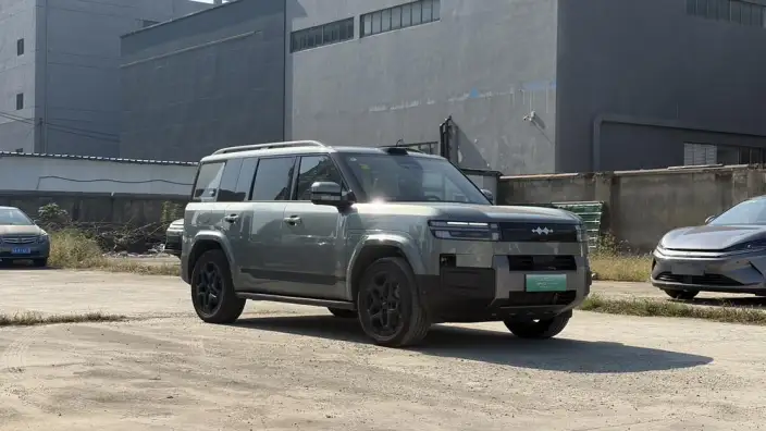 Titan 7 PHEV 2025 Model 190KM 4WD Ultra Edition