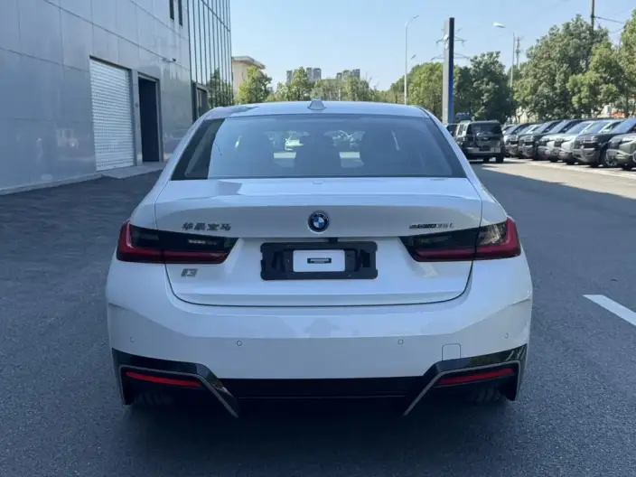BMW i3 2022 Model eDrive35L – фото 5