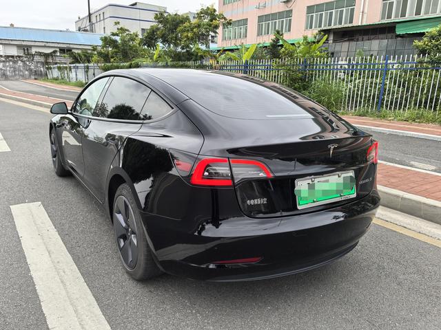 Tesla Model 3 2022 RWD – фото 4