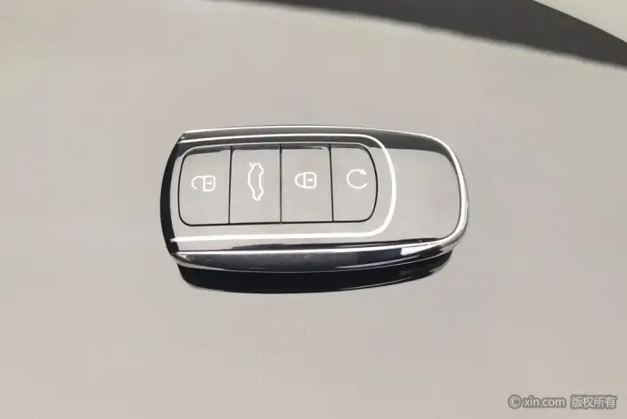 EXEED Yaoguang 2023 Model 400T 4WD Luxury Edition – фото 6