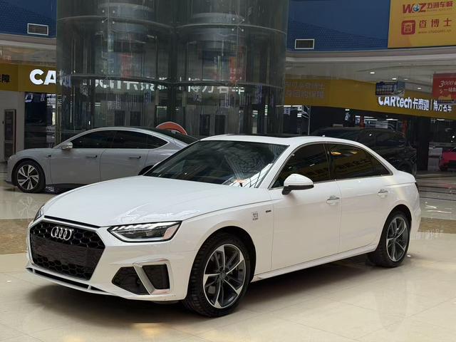 Audi A4L 2021 40 TFSI Life Enjoyment – фото 1