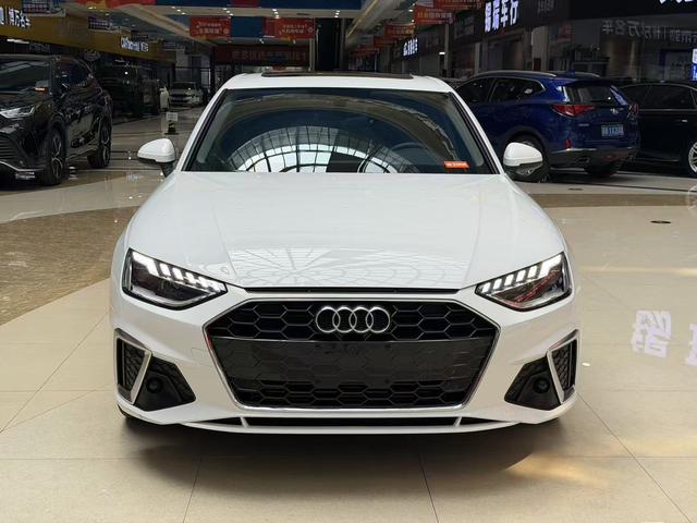 Audi A4L 2021 40 TFSI Life Enjoyment – фото 2