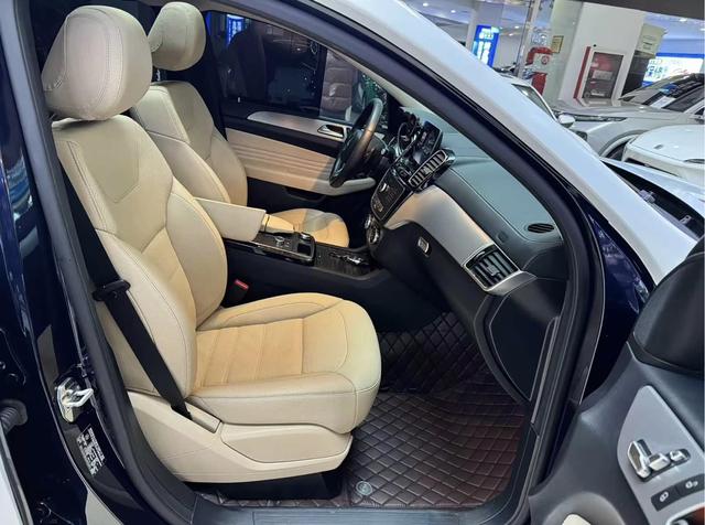 Mercedes-Benz GLE Coupe 2015 GLE 320 4MATIC Coupe SUV – фото 9