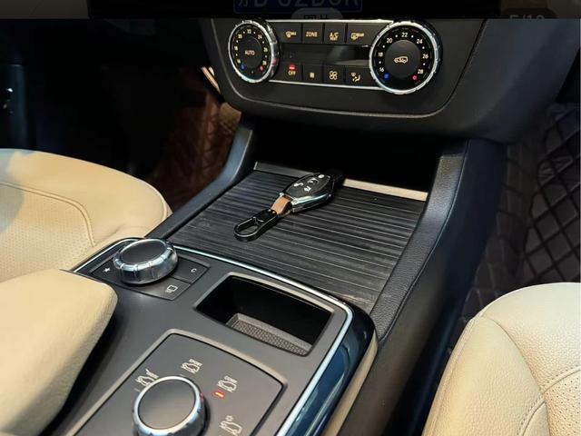 Mercedes-Benz GLE Coupe 2015 GLE 320 4MATIC Coupe SUV – фото 10