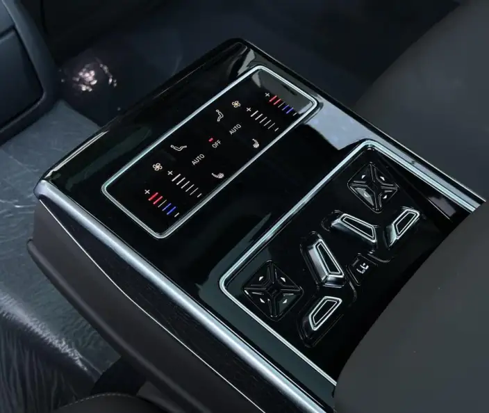 Audi A8 2025 Model A8L 45 TFSI quattro Luxury Model – фото 10