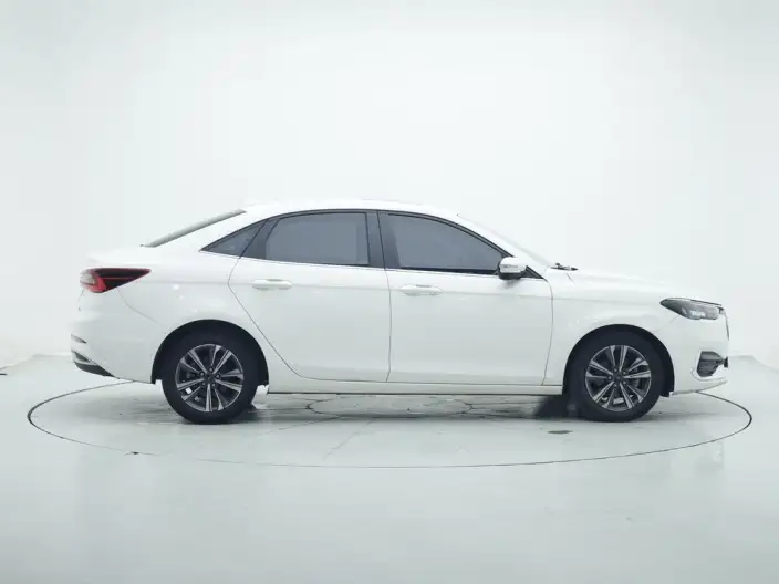 Ford Escort 2021 Model 1.5L Automatic Diamond Edition – фото 8
