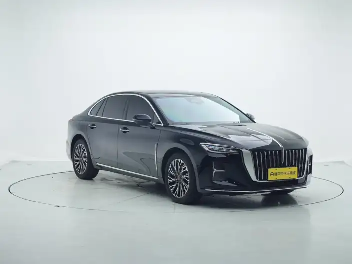 Hongqi H5 2025 Model 2.0T Automatic Flag Enjoy Edition