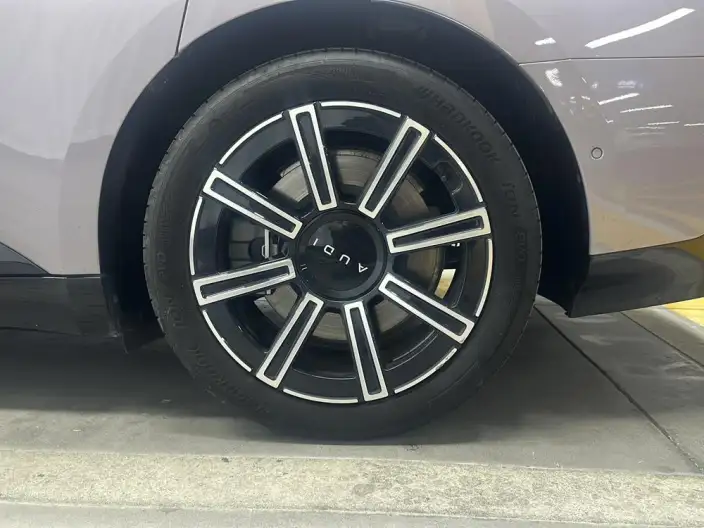 AUDI E5 Sportback 2026 Model Pioneer quattro Model – фото 9