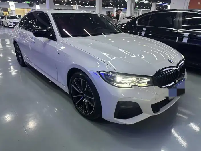 BMW 3 Series 2022 Model 325Li M Sports Set – фото 3