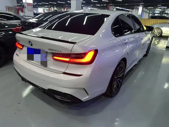 BMW 3 Series 2022 Model 325Li M Sports Set – фото 6
