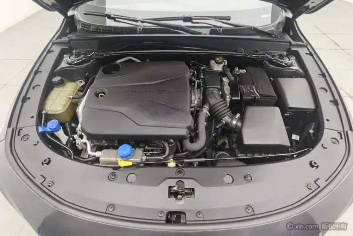 Changan UNI-V 2022 Model 1.5T Noble Model – фото 5