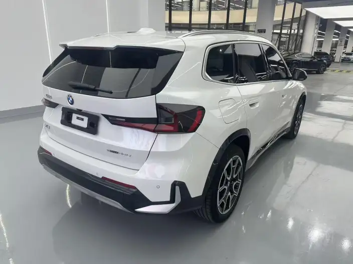 BMW X1 2023 Model sDrive25Li M Sports Set – фото 4