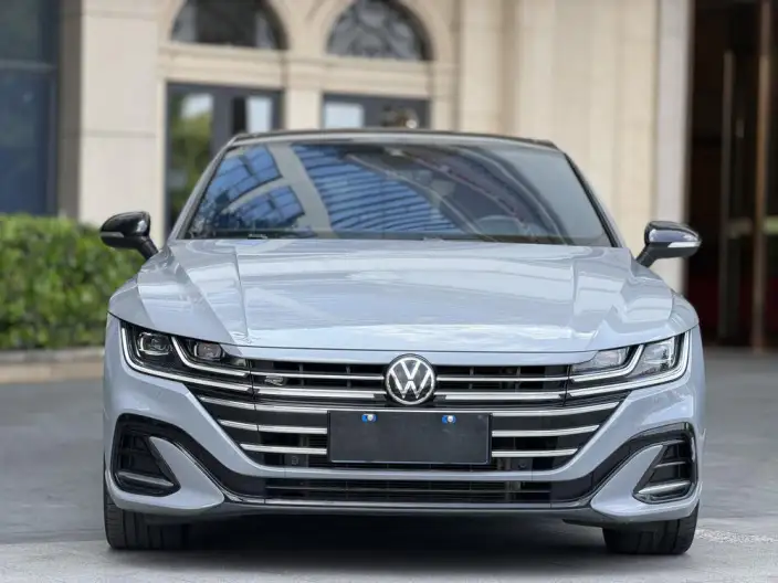 Volkswagen CC 2023 Model 380TSI Eye-catching version – фото 2