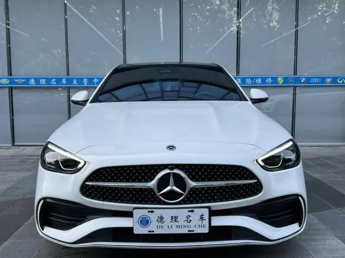 Mercedes-Benz C-Class 2023 Model C 200 L Sports Edition – фото 2