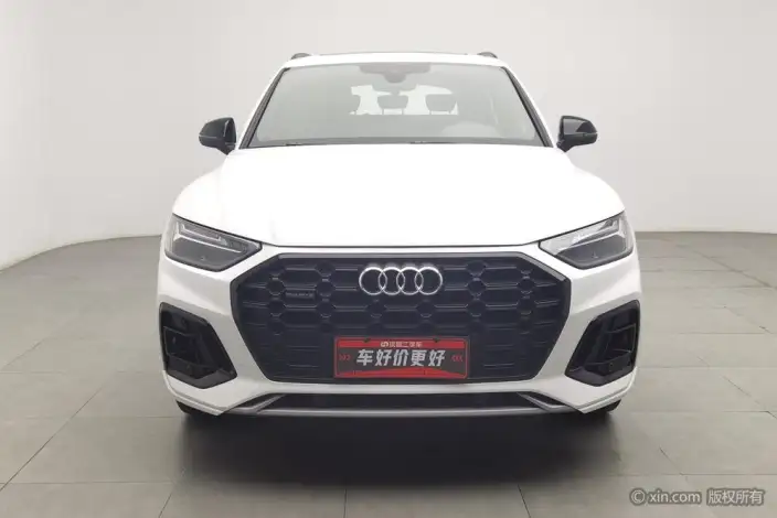Audi Q5L 2023 Model 40T Luxury Dynamic Model – фото 2