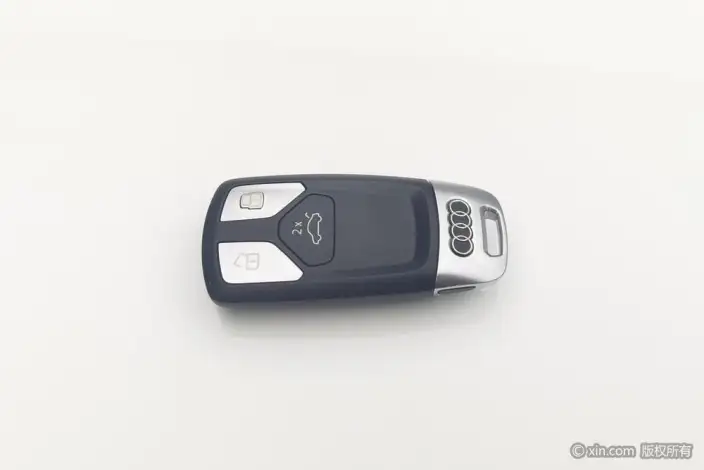Audi Q5L 2023 Model 40T Luxury Dynamic Model – фото 6