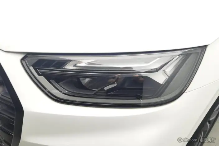 Audi Q5L 2023 Model 40T Luxury Dynamic Model – фото 7