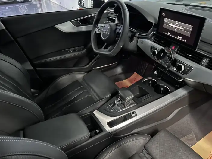 Audi A4 L 2022 Model 40 TFSI Fashion Dynamic Model – фото 7