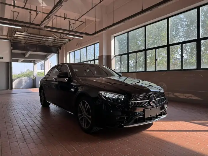 Mercedes-Benz E-Class 2023 Model Facelift E 260 L Sports sedan – фото 3