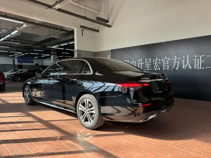 Mercedes-Benz E-Class 2023 Model Facelift E 260 L Sports sedan – фото 4