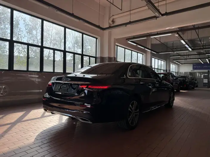 Mercedes-Benz E-Class 2023 Model Facelift E 260 L Sports sedan – фото 6