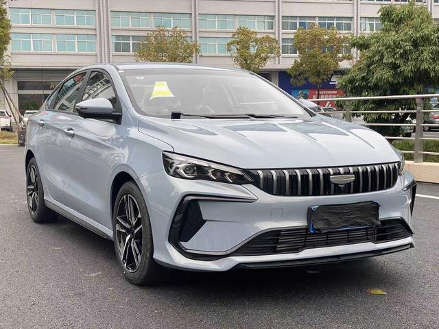 Geely Binrui 2022 Colorado COOL 1.5T DCT Windchill Edition – фото 2