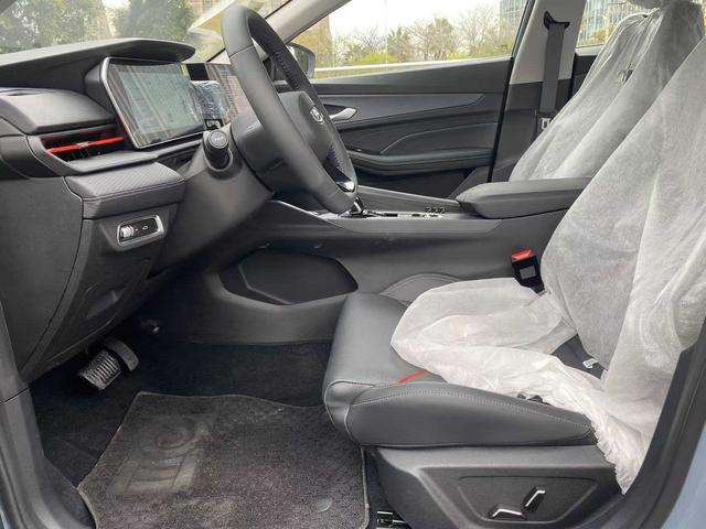 Geely Binrui 2022 Colorado COOL 1.5T DCT Windchill Edition – фото 4