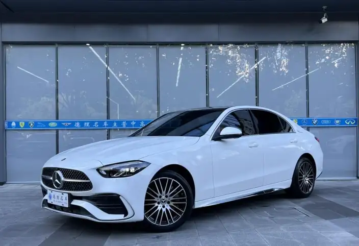 Mercedes-Benz C-Class 2023 Model Facelift C 260 L Sports Edition – фото 1