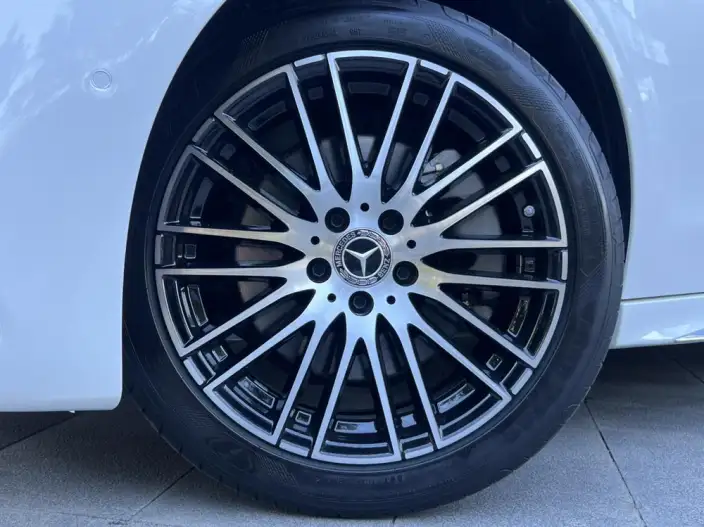 Mercedes-Benz C-Class 2023 Model Facelift C 260 L Sports Edition – фото 8