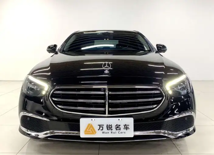 Mercedes-Benz E-Class 2023 Model E 300 L Fashion Model sedan – фото 2