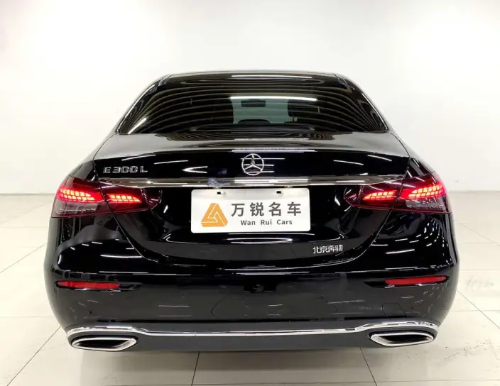 Mercedes-Benz E-Class 2023 Model E 300 L Fashion Model sedan – фото 3