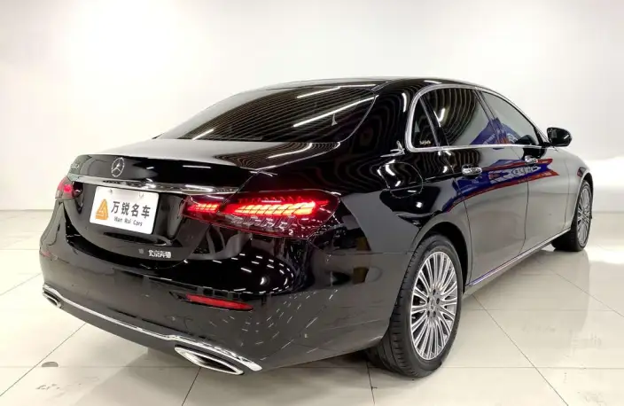 Mercedes-Benz E-Class 2023 Model E 300 L Fashion Model sedan – фото 4