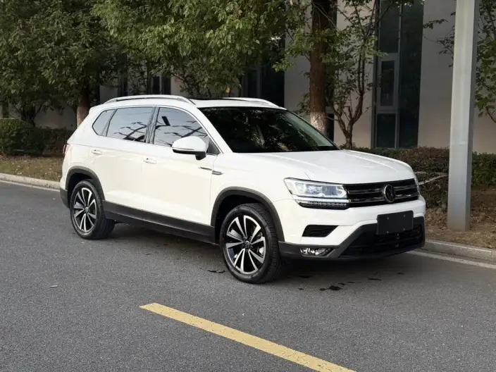 Volkswagen Tharu 2021 Model 280TSI 2WD Deluxe Edition PLUS – фото 3