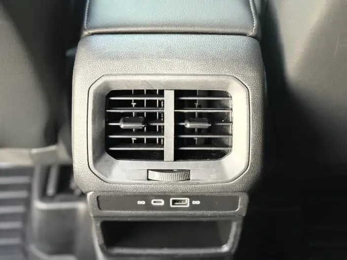 Volkswagen Tharu 2021 Model 280TSI 2WD Deluxe Edition PLUS – фото 8