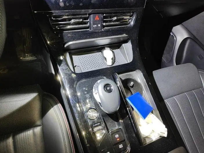 GAC Trumpchi E9 PHEV 2023 Model 2.0TM MAX – фото 9