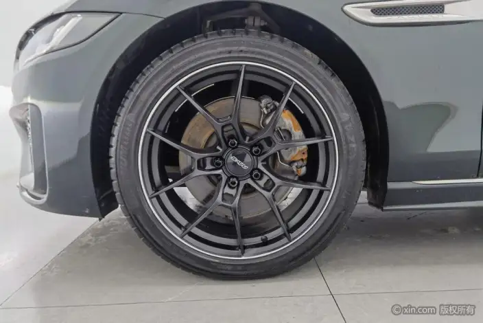 Jaguar XE L 2021 Model 2.0T 250PS R-DYNAMIC S Enterprising Sports Edition – фото 8