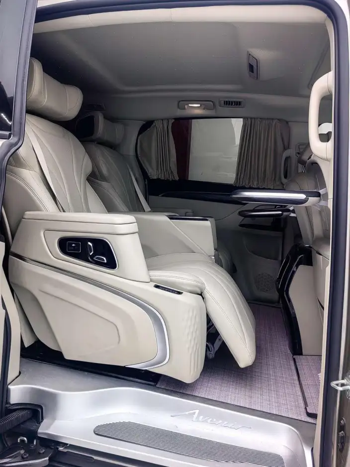 Buick GL8 2023 Model ES Luzun 2.0T Comfort Model – фото 8