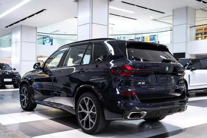 BMW X5 2023 Model xDrive30Li Exclusive Model M Sports Night Set – фото 4