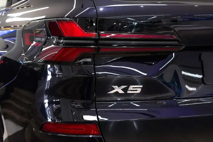 BMW X5 2023 Model xDrive30Li Exclusive Model M Sports Night Set – фото 7
