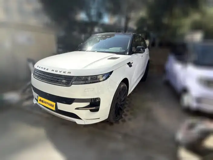 Range Rover Sport 2023 Model 3.0 L6 DYNAMIC SE