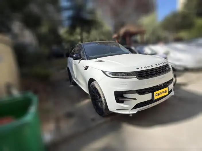 Range Rover Sport 2023 Model 3.0 L6 DYNAMIC SE