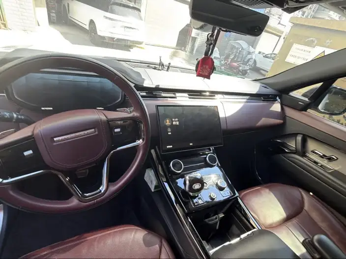 Range Rover Sport 2023 Model 3.0 L6 DYNAMIC SE – фото 5