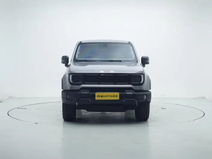 BAIC BJ40 2024 Model City Hunter Edition 2.0T Automatic 4WD Pioneer Model – фото 2