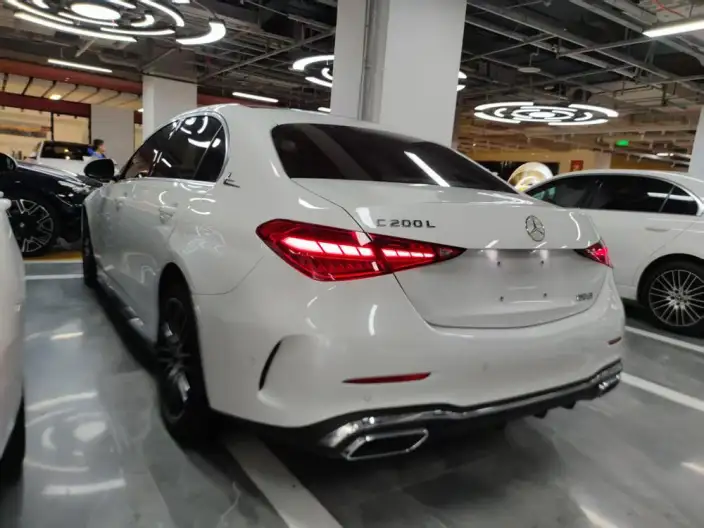 Mercedes-Benz C-Class 2023 Model C 200 L Sports Edition – фото 4