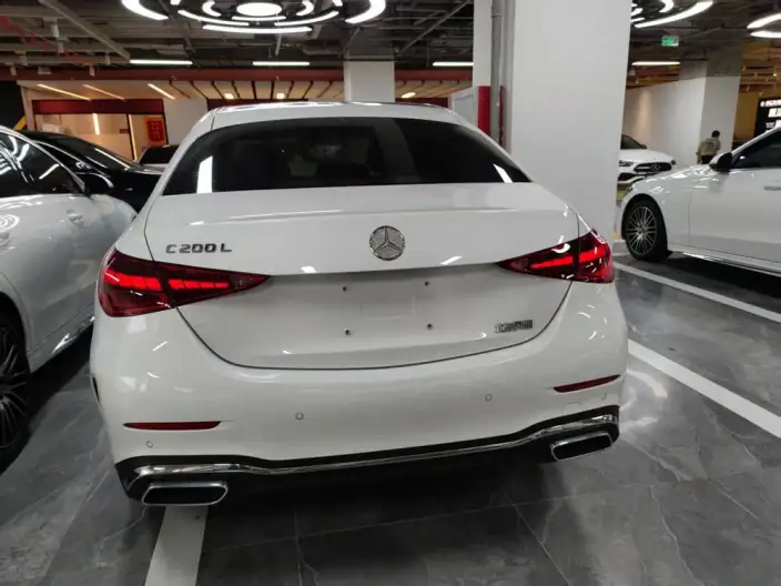 Mercedes-Benz C-Class 2023 Model C 200 L Sports Edition – фото 5