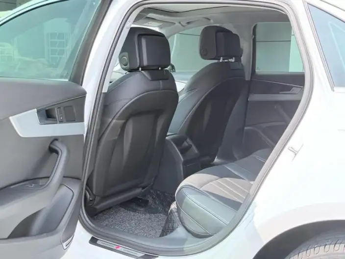 Audi A4 L 2022 Model 40 TFSI Fashion Dynamic Model – фото 10
