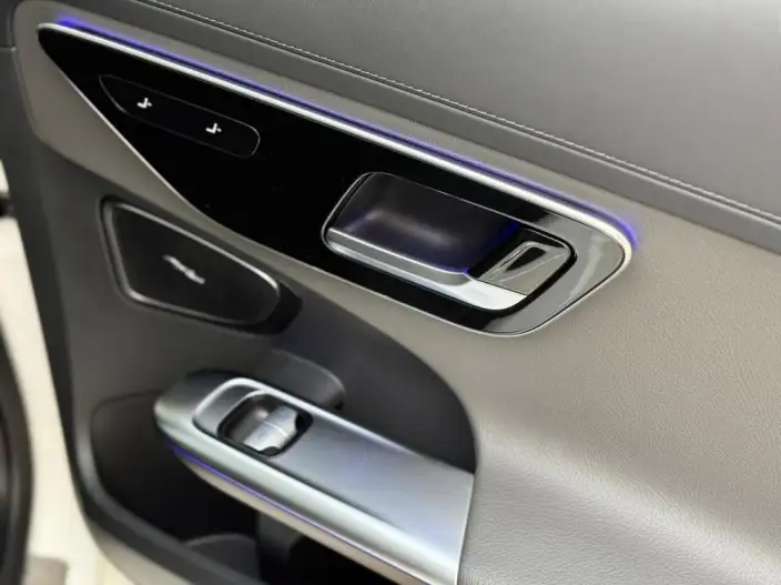Mercedes-Benz C-Class 2023 Model C 260 L Sports Edition – фото 10