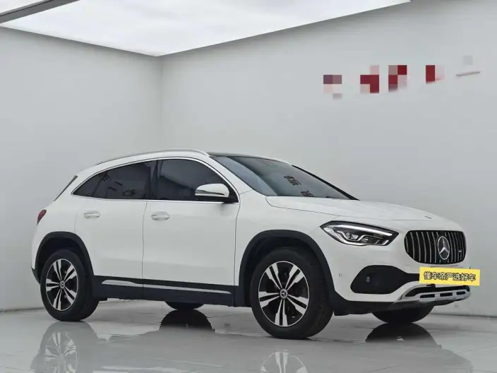 Mercedes-Benz GLA 2022 Model GLA 220 – фото 3