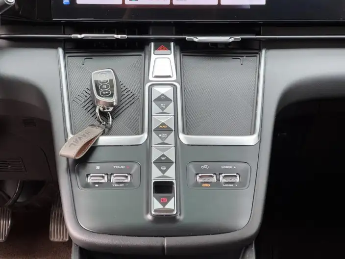 Haval Xiaolong MAX 2023 Model 1.5L Hi4 105 4WD Smart Ultimate Edition – фото 8